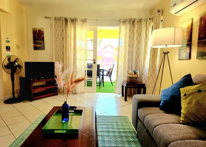 Relax On The Ridge - Ocho Rios Escape