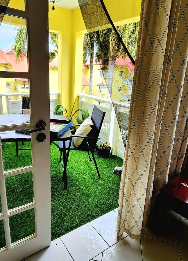 Relax On The Ridge - Escape * Ocho Rios