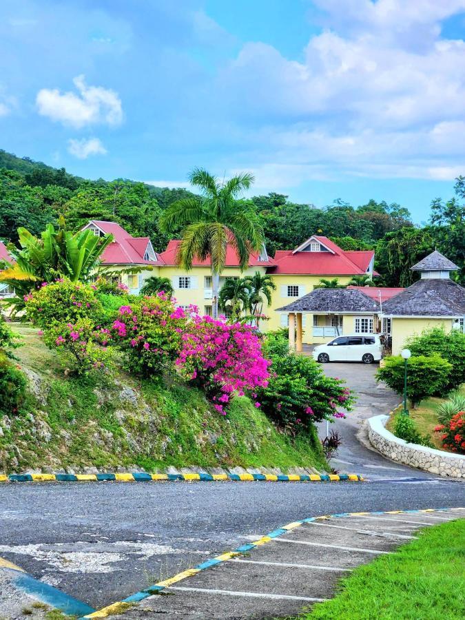 Relax On The Ridge - Escape Villa *
